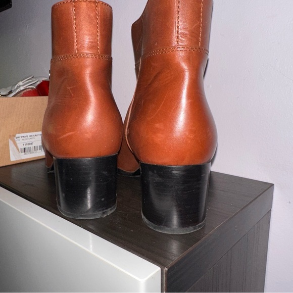 CHANEL ankle Boots with CC monogram - Picture 9 of 16